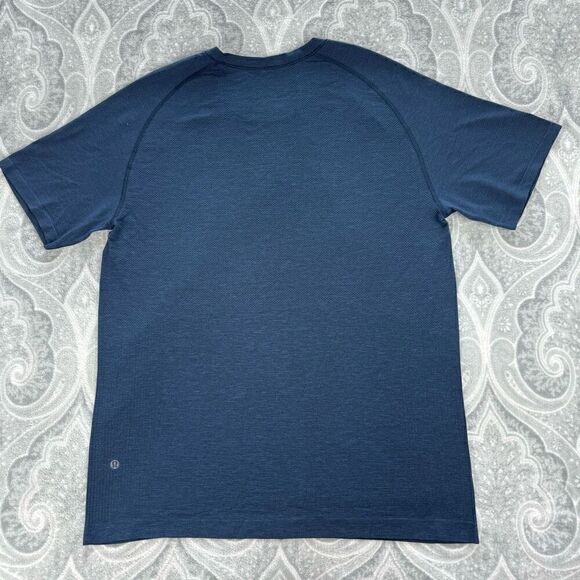 Mens Lululemon X Peloton Metal Vent Short Sleeve - Picture 2 of 4